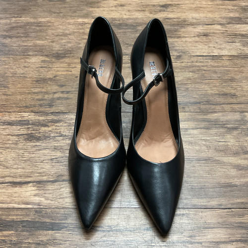 Vist Large View of Product Image Which is Used Maeve Low Heels 9.5
