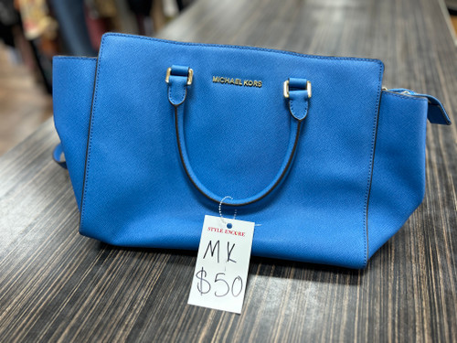 Vist Large View of Product Image Which is Used Michael Michael Kors Small Handbag