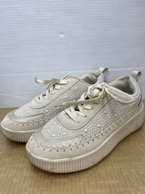 Vist Large View of Product Image Which is Used Unbranded Casual Shoes 8