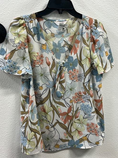 Vist Large View of Product Image Which is Used LC Lauren Conrad Short Sleeve Top S-4/6
