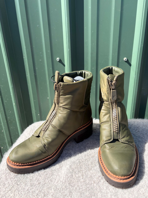 Vist Large View of Product Image Which is Used Sam Edelman Ankle Boots 7