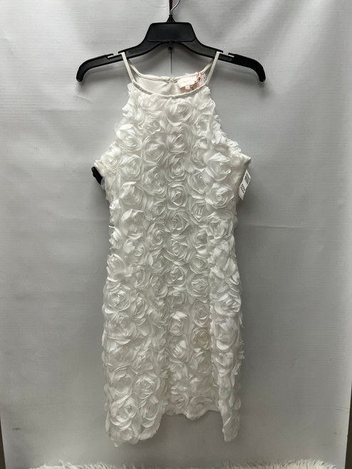 Vist Large View of Product Image Which is Used Entro Short Dress B S-4/6
