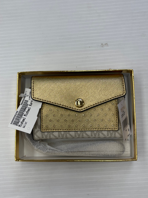 Vist Large View of Product Image Which is Used Michael Michael Kors Wallet