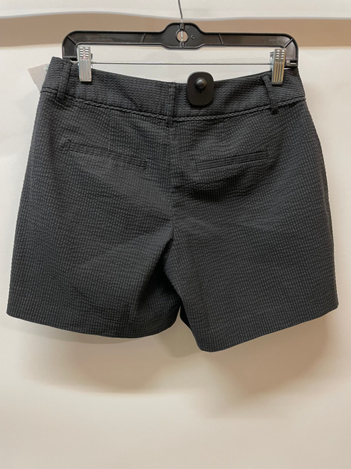 Vist Large View of Product Image Which is Used Elle Shorts 4-27