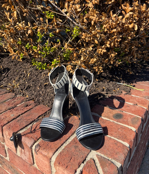 Vist Large View of Product Image Which is Used Tory burch High Heels 7.5
