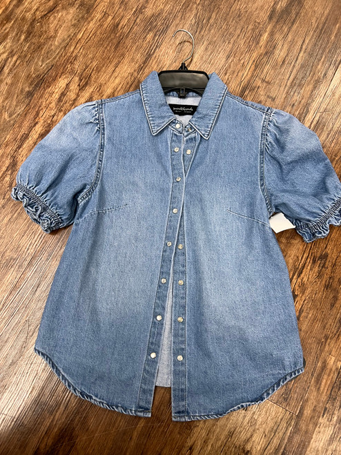 Vist Large View of Product Image Which is Used Social Threads  Short Sleeve Top XS-0/2