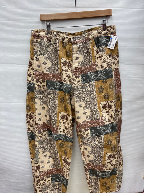 Vist Large View of Product Image Which is Used Unbranded Casual Pant 12-31