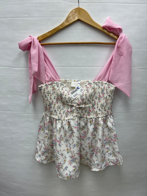 Vist Large View of Product Image Which is Used Unbranded Sleeveless Top M-8/10