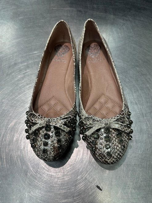Vist Large View of Product Image Which is Used Vince Camuto Flats 7.5