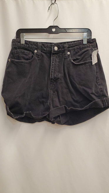 Vist Large View of Product Image Which is Used Wild Fable Shorts 10-30