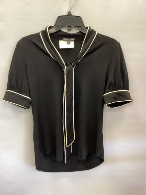Vist Large View of Product Image Which is Used Adrianna Papell Short Sleeve Top XS-0/2