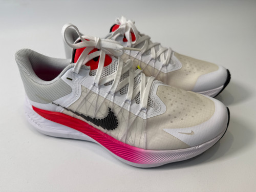 Vist Large View of Product Image Which is Used Nike Performance Shoes 10