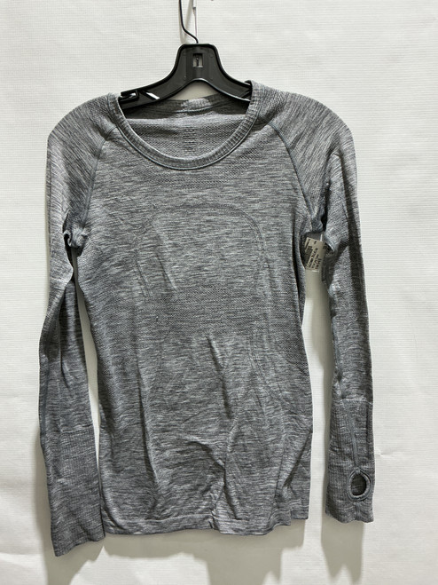 Vist Large View of Product Image Which is Used Lululemon Athletica Active Long Sleeve S-4/6