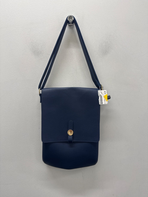 Vist Large View of Product Image Which is Used Blue Small Handbag 20