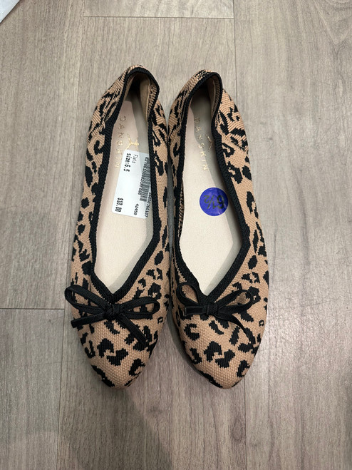 Vist Large View of Product Image Which is Used Unbranded Flats 6.5
