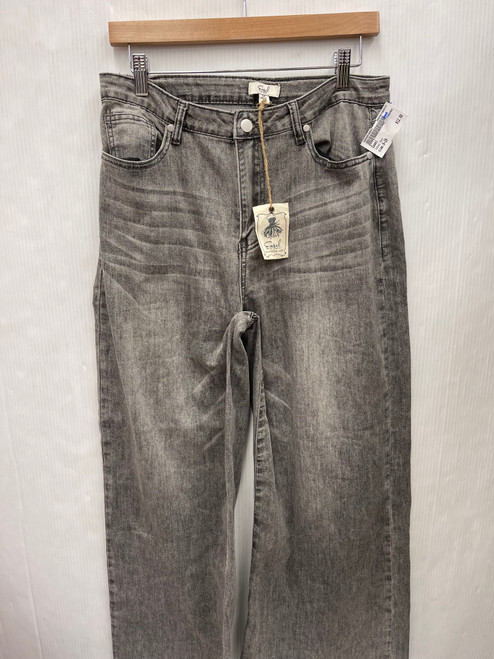 Vist Large View of Product Image Which is Used Easel Casual Pant 8-29