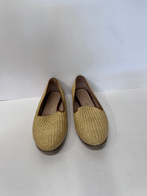 Vist Large View of Product Image Which is Used Max Mara Flats 9