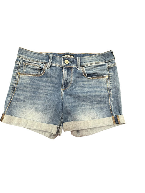 Vist Large View of Product Image Which is Used Express Shorts 6-28