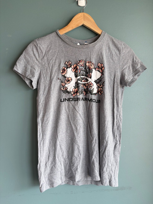 Vist Large View of Product Image Which is Used Under Armour T-Shirt XS-0/2