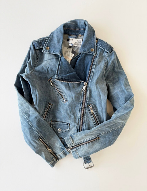 Vist Large View of Product Image Which is Used Tommy Hilfiger Denim Jacket S-4/6