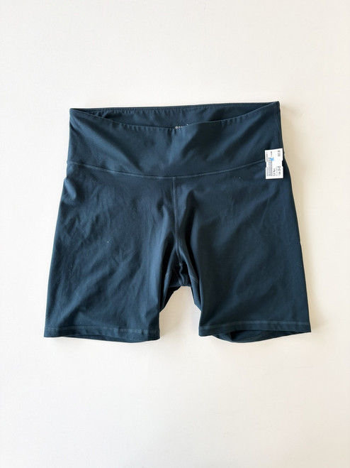 Vist Large View of Product Image Which is Used Old Navy Active Shorts 20-35