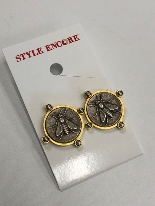 Vist Large View of Product Image Which is Used French Kande Earrings