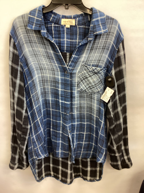 Vist Large View of Product Image Which is Used Cloth & Stone Long Sleeve Top M-8/10