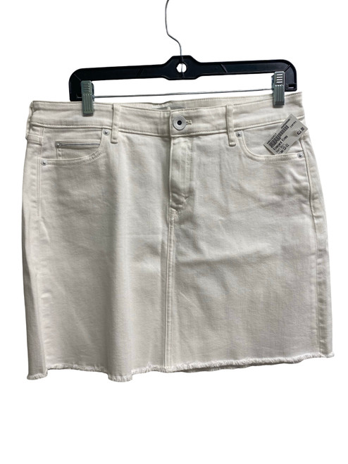 Vist Large View of Product Image Which is Used Vineyard Vines Short Skirt 12-31