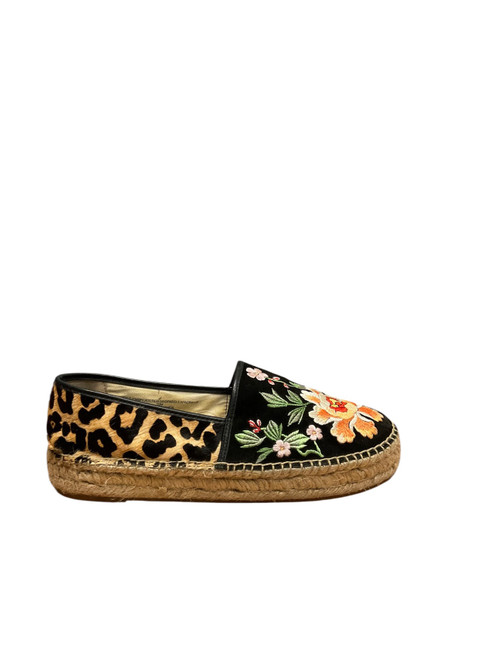 Vist Large View of Product Image Which is Used JOHNNY WAS Flats 10