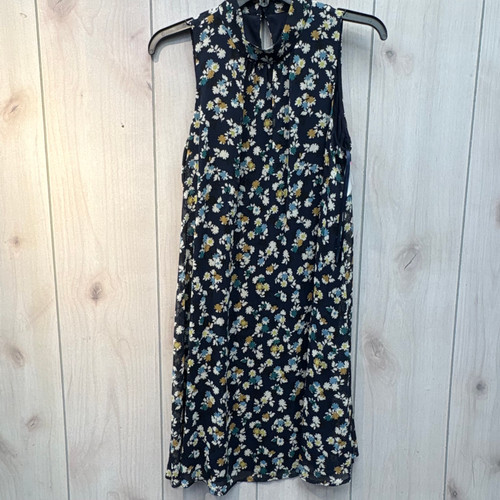 Vist Large View of Product Image Which is Used Tommy Hilfiger Short Dress F M-8/10
