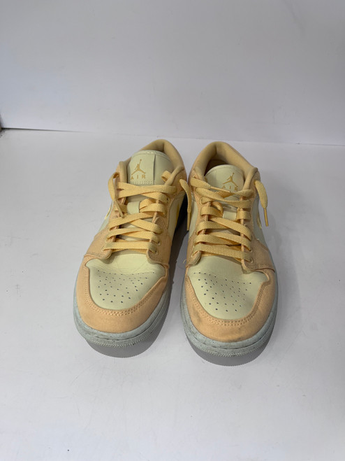 Vist Large View of Product Image Which is Used Nike Casual Shoes 8