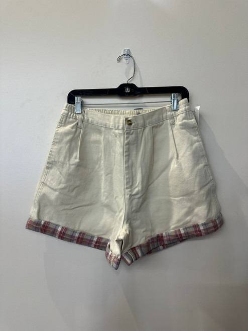 Vist Large View of Product Image Which is Used Easel Shorts L 12-14/31-32