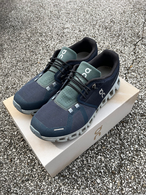 Vist Large View of Product Image Which is Used On Cloud Mens Athletic Shoes 9.5