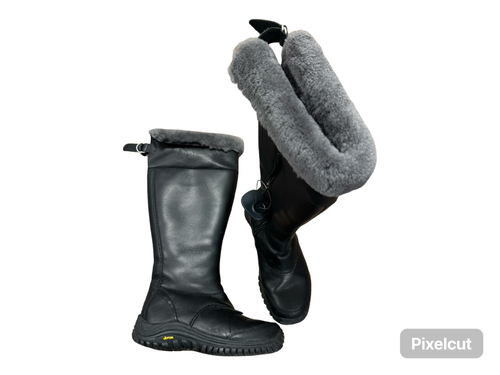 Vist Large View of Product Image Which is Used Ugg Australia Outerwear Boots 6