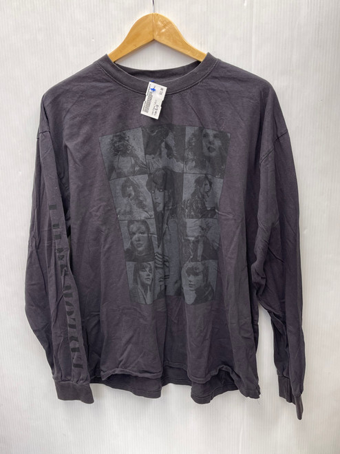 Vist Large View of Product Image Which is Used Unbranded Long Sleeve T-Shirt XL-16