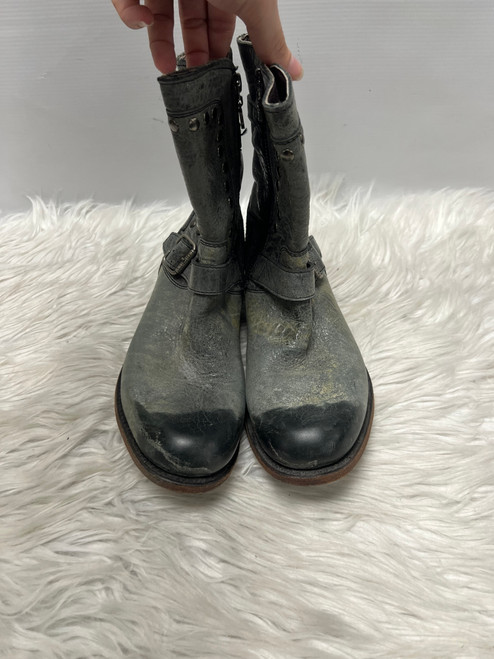 Vist Large View of Product Image Which is Used Liberty Black Ankle Boots 8.5