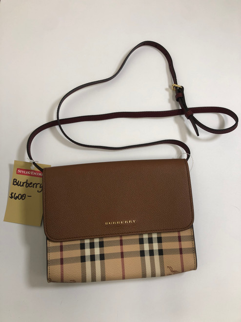 Vist Large View of Product Image Which is Used Burberry Large Handbag