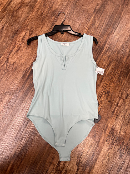 Vist Large View of Product Image Which is Used Zenana Tank Top XL-16
