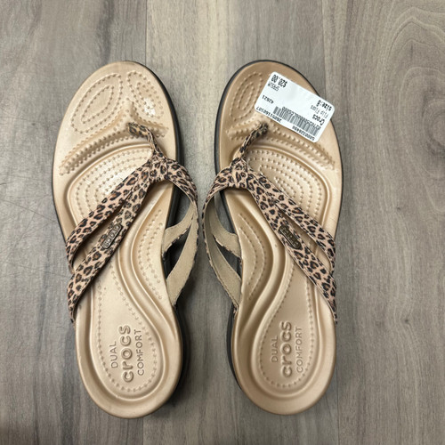 Vist Large View of Product Image Which is Used Crocs Flip Flops 8