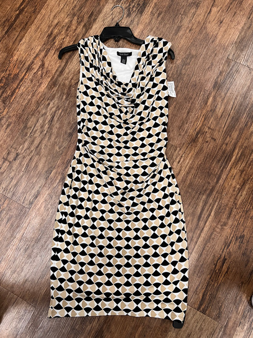 Vist Large View of Product Image Which is Used White House Black Market Short Dress B XS-0/2