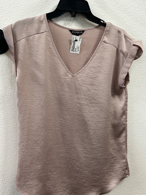 Vist Large View of Product Image Which is Used Express Short Sleeve Top S-4/6