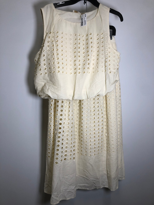 Vist Large View of Product Image Which is Used Jennifer & Grace 2 Pc Set  M-8/10