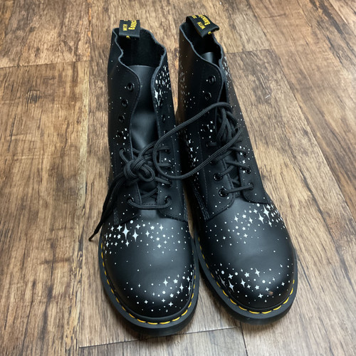 Vist Large View of Product Image Which is Used Dr. Martens Mens Boots 11