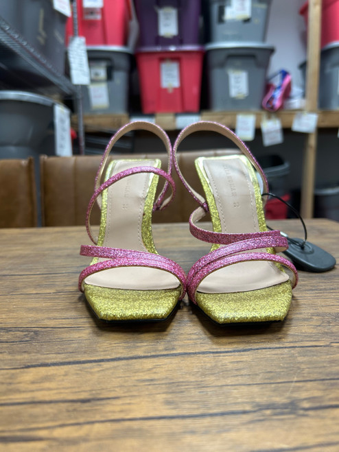 Vist Large View of Product Image Which is Used Zara High Heels 5
