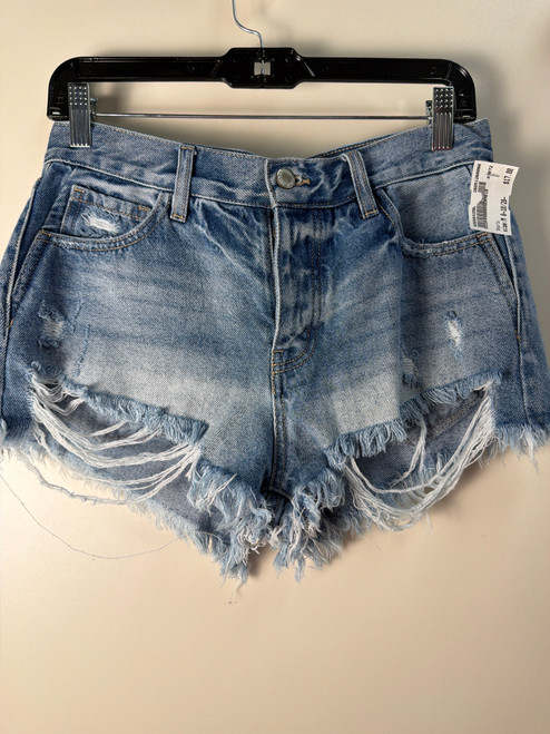Vist Large View of Product Image Which is Used Old Navy T-Shirt S-4/6