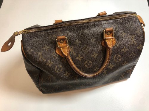 Vist Large View of Product Image Which is Used Louis Vuitton Large Leather Handbag