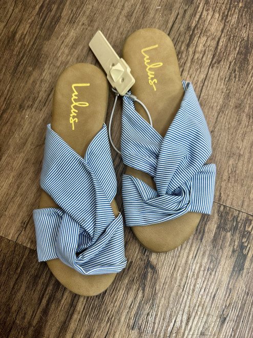 Vist Large View of Product Image Which is Used Unbranded Sandals 8