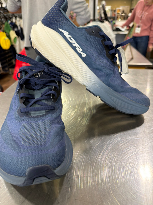 Vist Large View of Product Image Which is Used Altra Mens Athletic Shoes 9