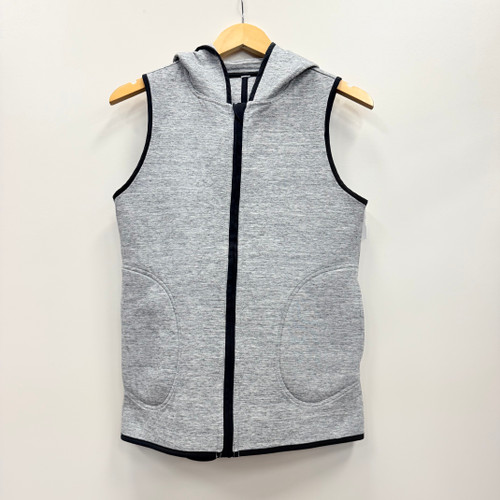 Vist Large View of Product Image Which is Used Lululemon Athletica Vest S-4/6