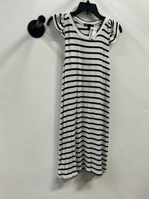 Vist Large View of Product Image Which is Used Gibson Short Dress B S-4/6